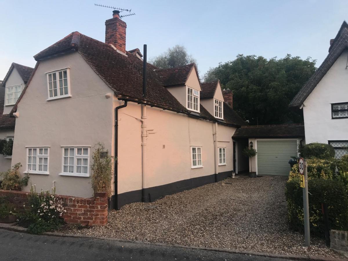 Corner House Luxury Bnb Little Dunmow Luaran gambar
