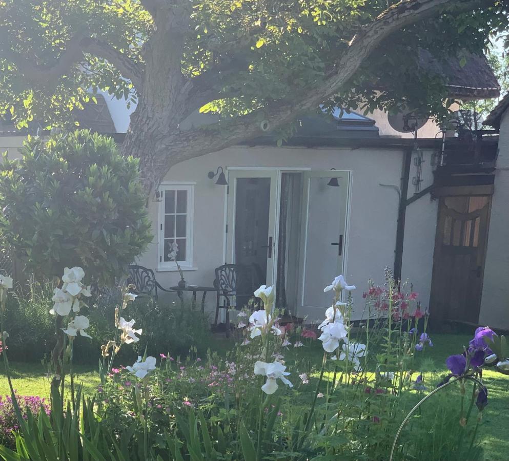 Corner House Luxury Bnb Little Dunmow Luaran gambar