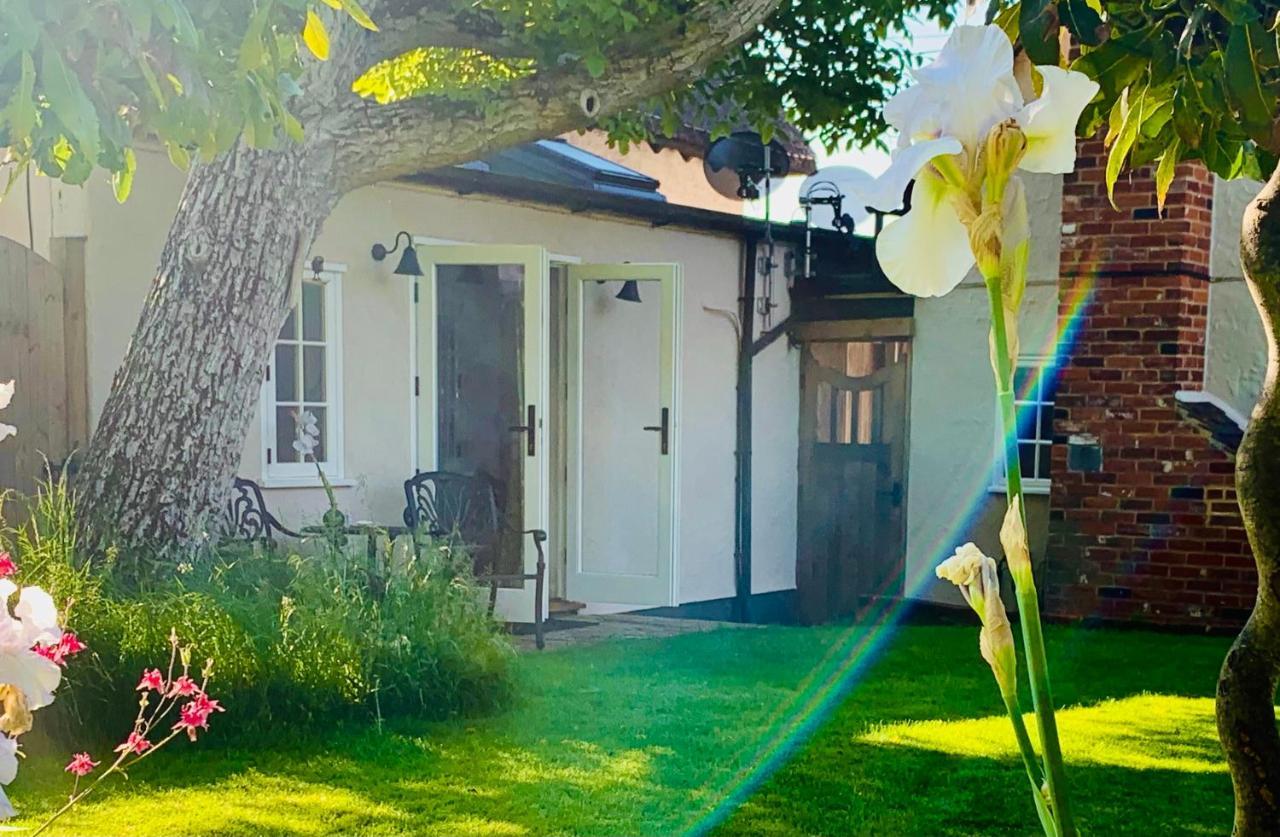 Corner House Luxury Bnb Little Dunmow Luaran gambar